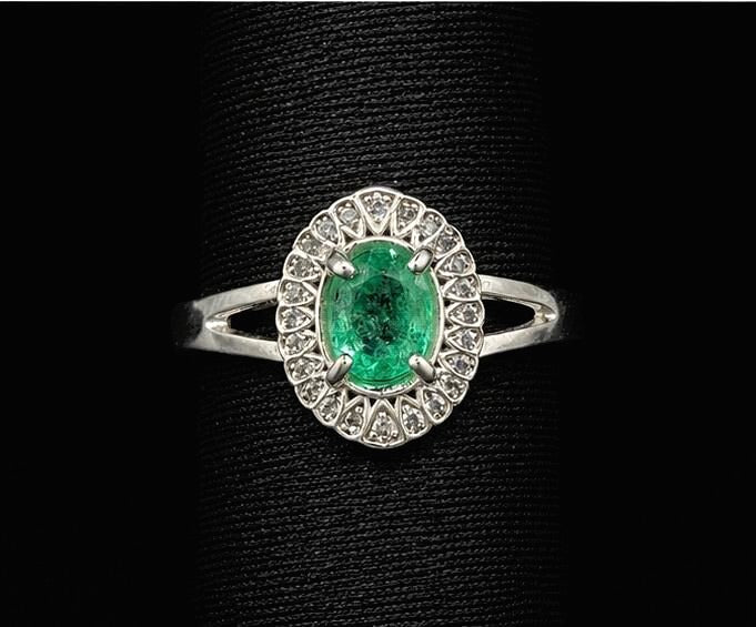 Oval Colombian Emerald Halo Ring — 0.80ct, 925 Sterling Silver